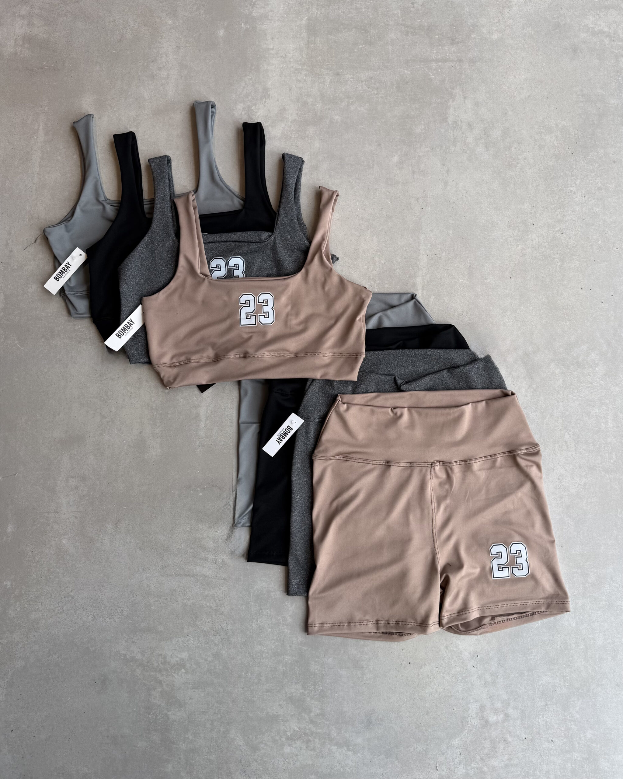 Conjunto 23 - Bombay