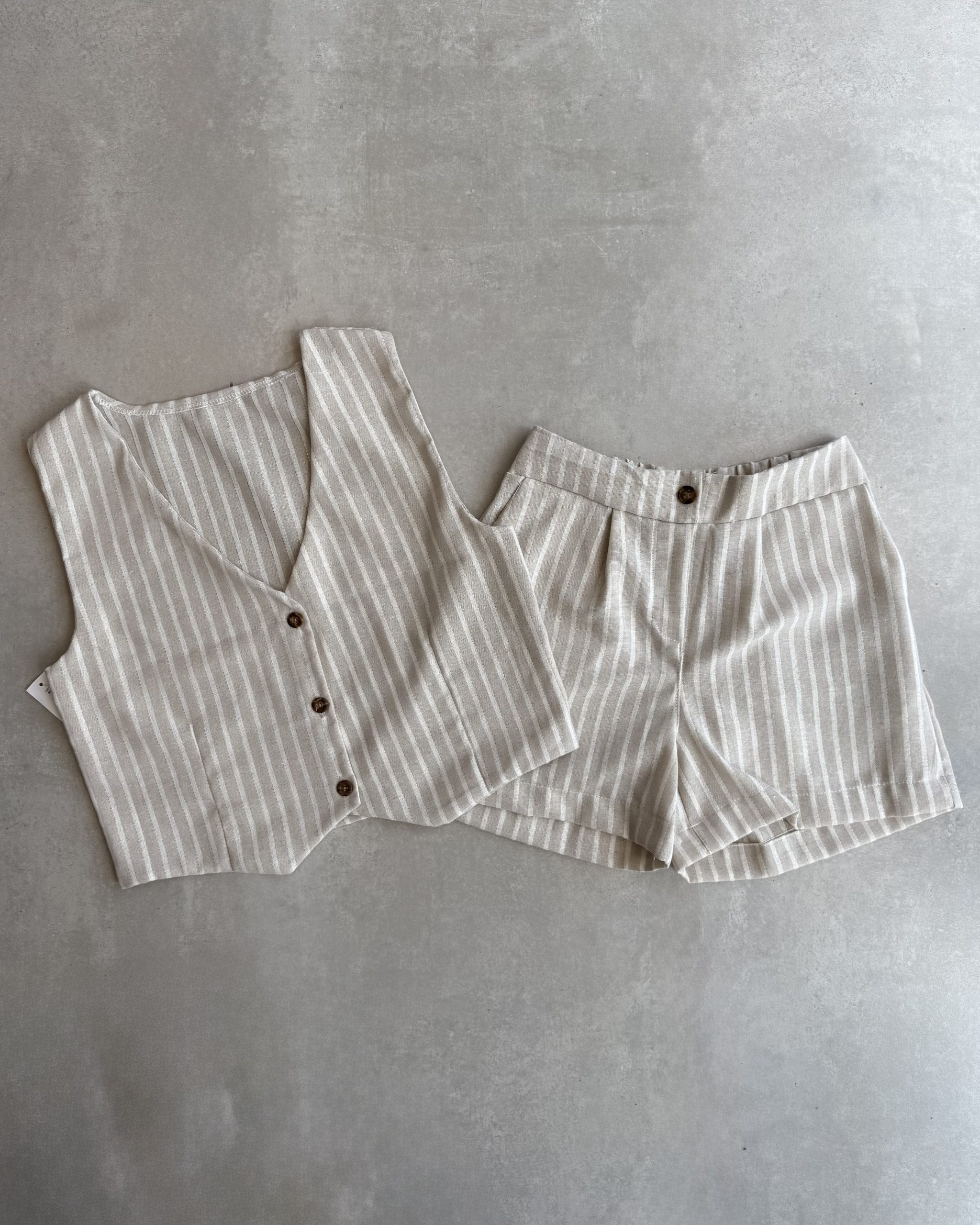Conjunto Sastrero Corto
